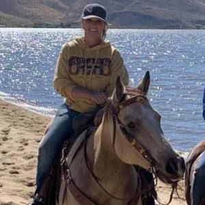 Meet your Posher, Kellie